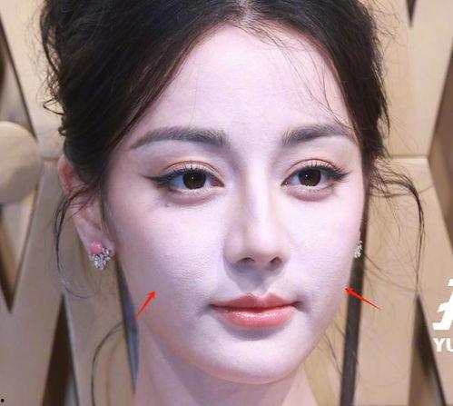 明星化妆毛孔粗大吗,化妆后毛孔粗大之谜